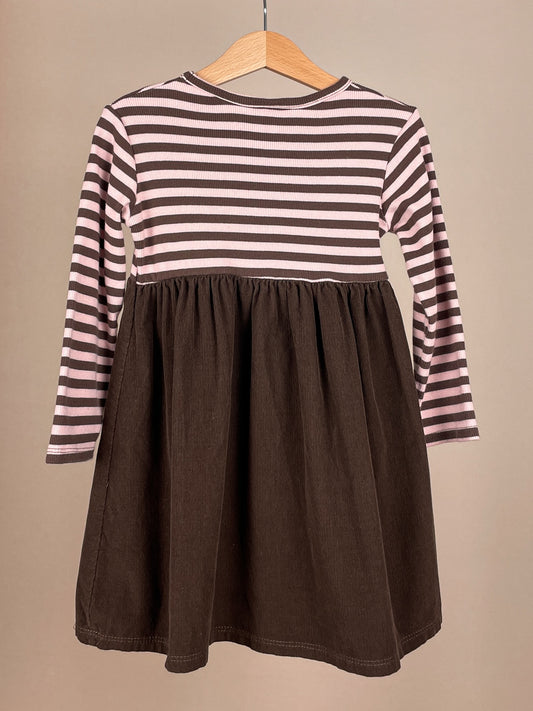 Zara Mädchen-Kleid mit Teddy und Cordrock, Größe 110 – Rückansicht
