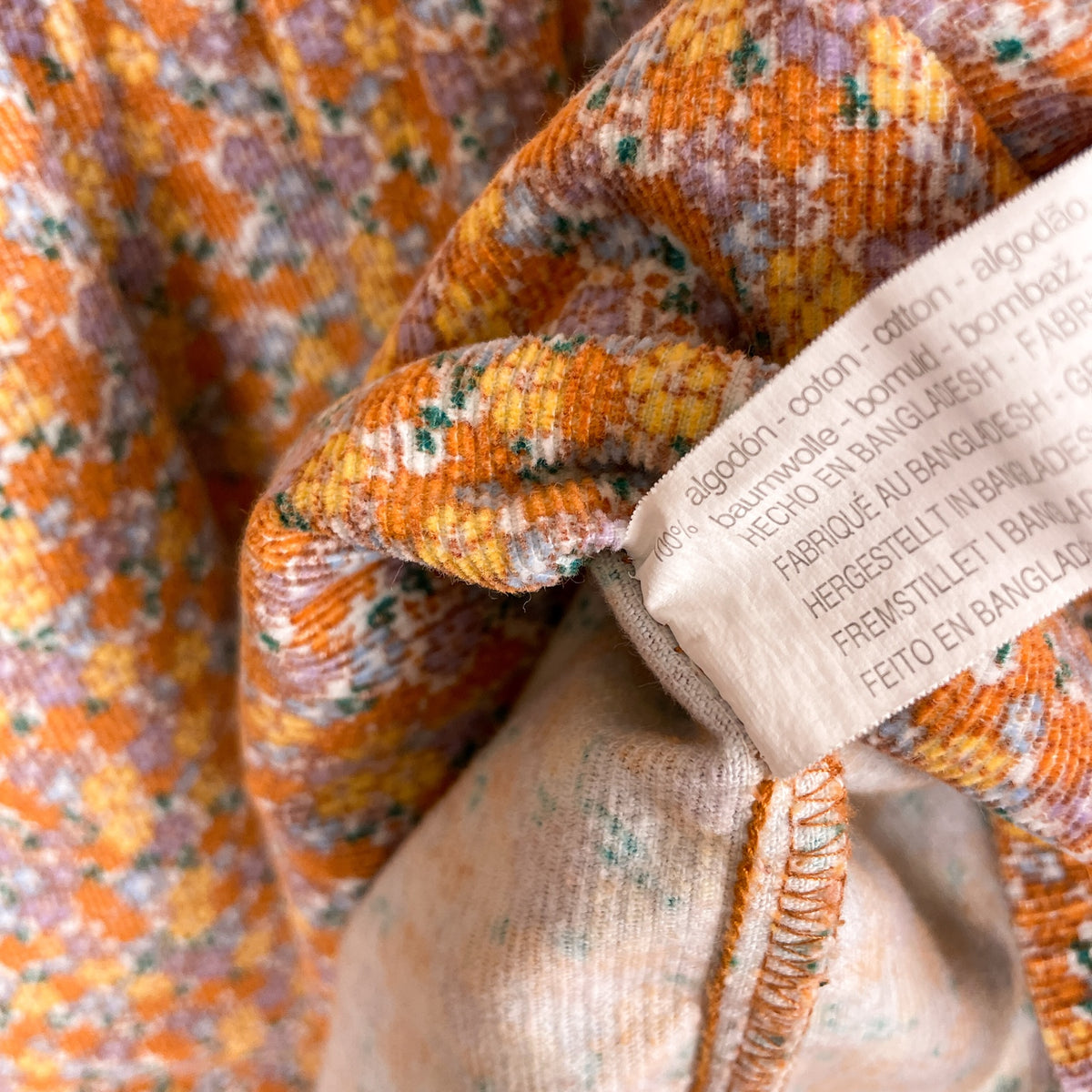 Zara Mädchenkleid Materialetikett 100 Prozent Baumwolle