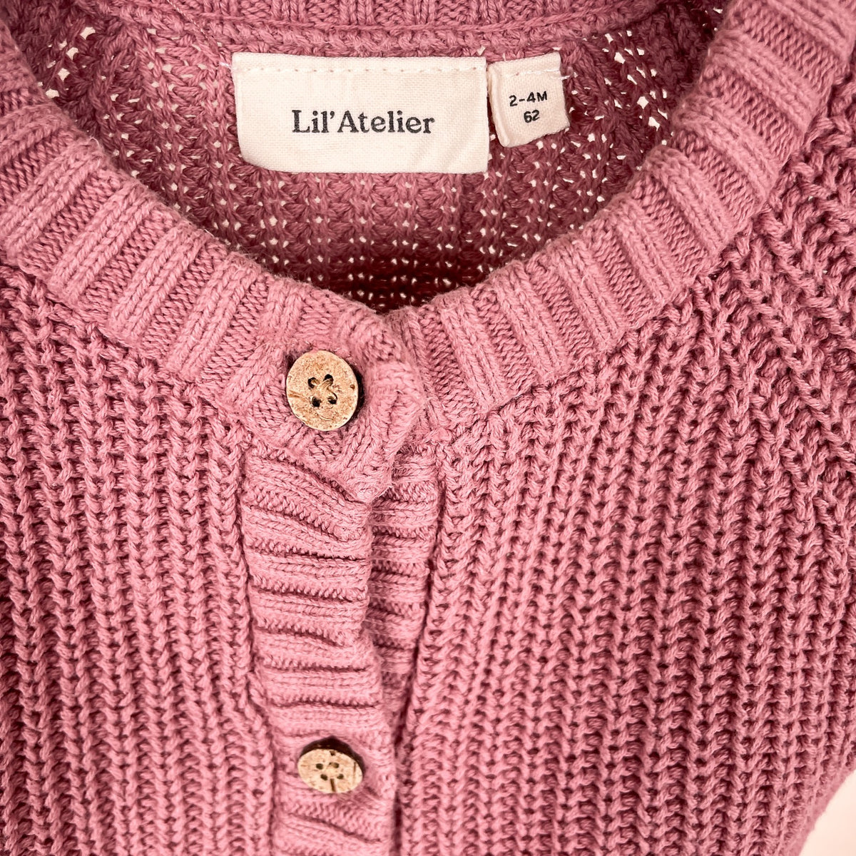 Lil'Atelier Größenetikett 2 bis 4 Monate Größe 62