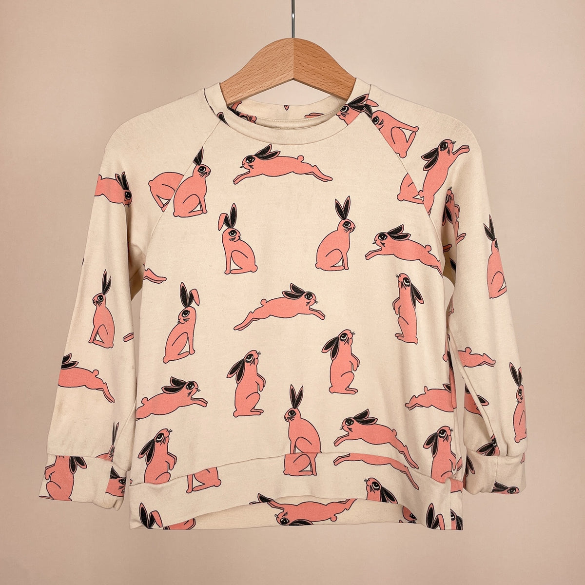 Mini Rodini Sweatshirt mit rosa Hasen Größe 98 Vorderseite